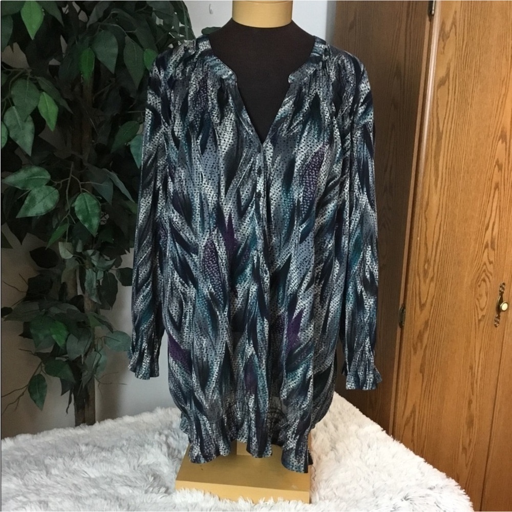 Fashion Bug semi sheer abstract pattern blouse Woman’s size 4X